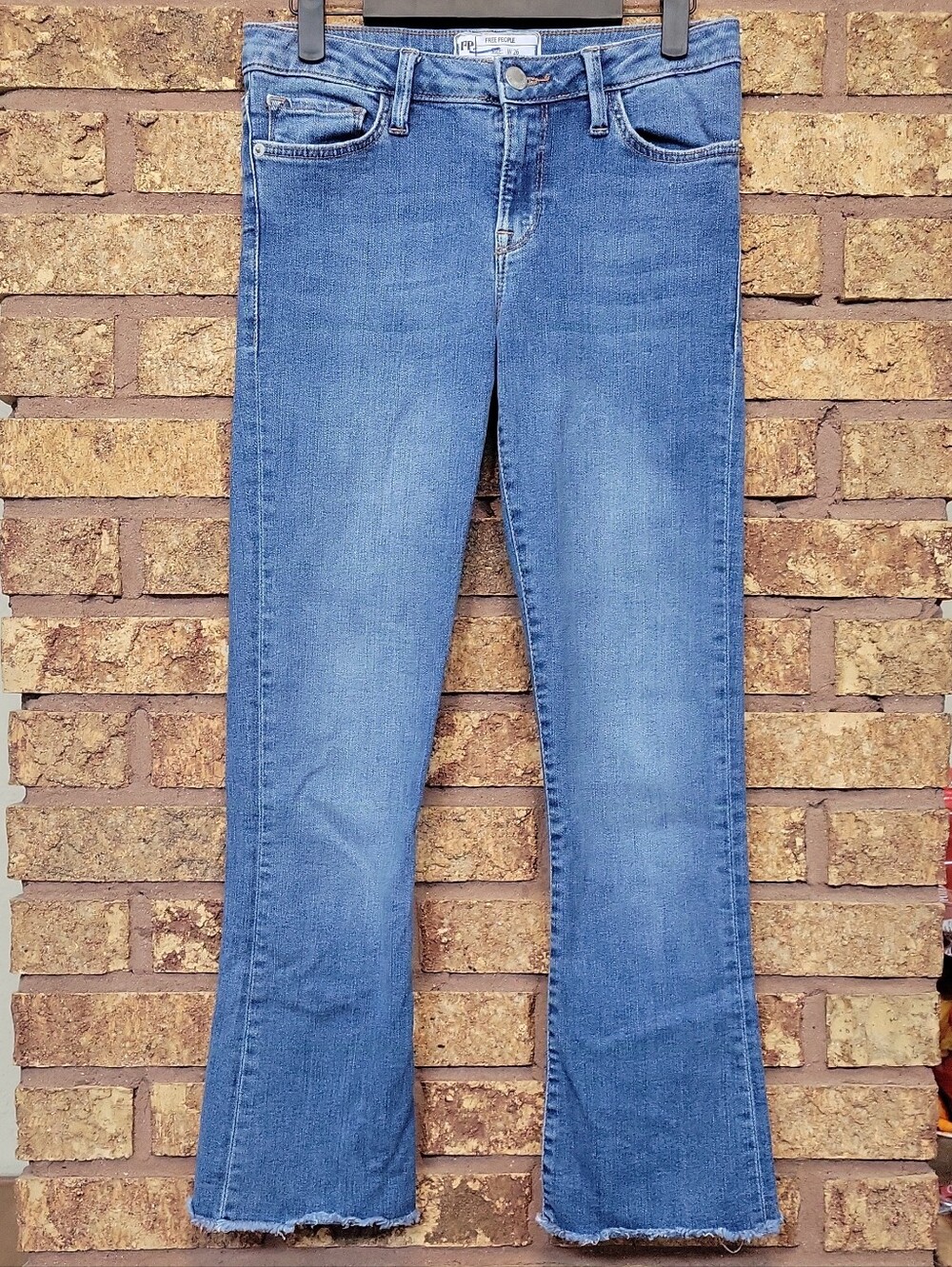 Free People Cropped Flare Raw Hem Denim Jeans Size 26 Cotton Blend Stretch